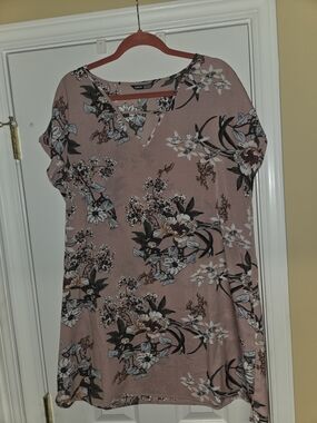 SHEIN Mauve Floral V-Neck Dress